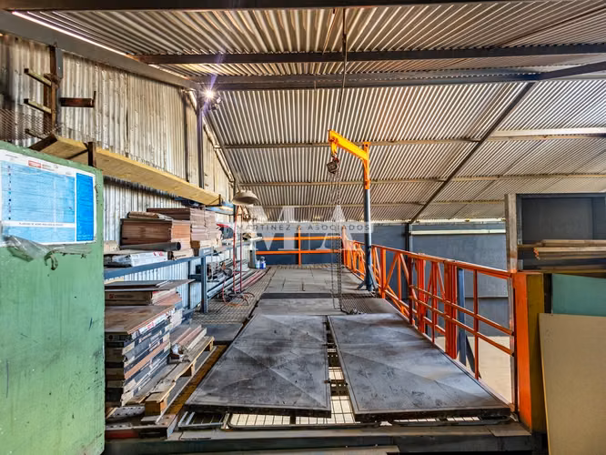  Venta Galpón Comercial e Industrial Cerrillos 9 Amb.