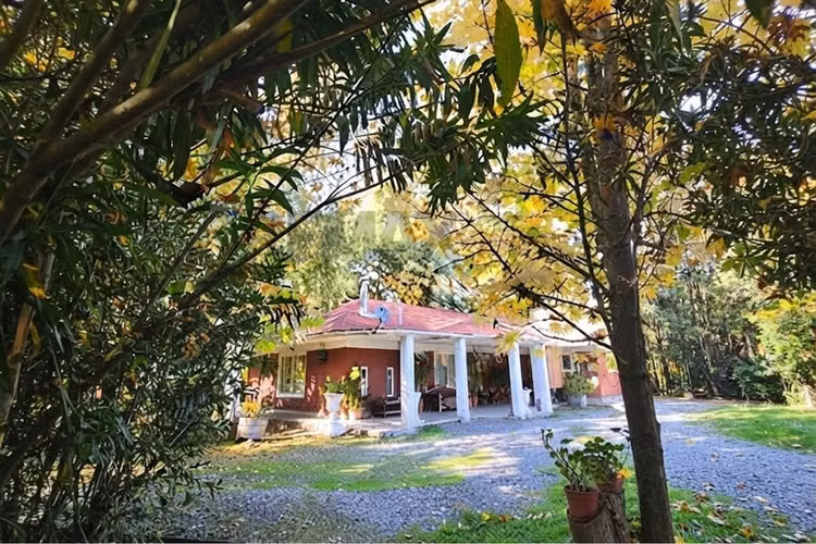 Linda parcela con casa regularizada - Imagen 5