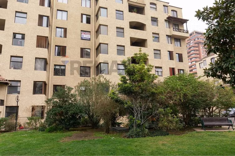 Depto vista en pdte riesco 3d+2b + est + bod - Imagen 5