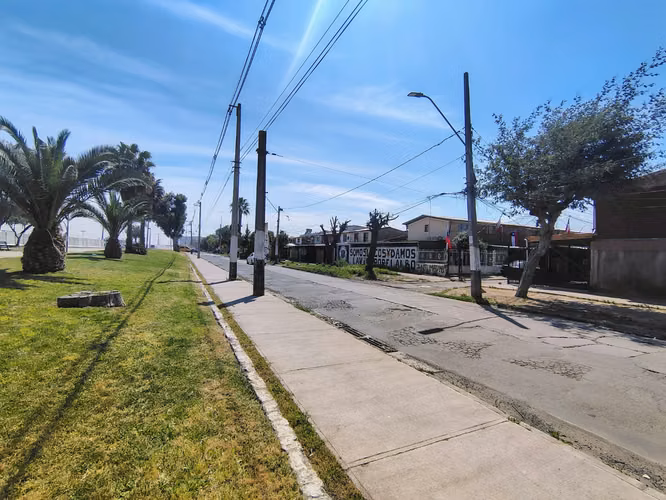 CASA DOS PISOS // NOCEDAL , PUENTE ALTO