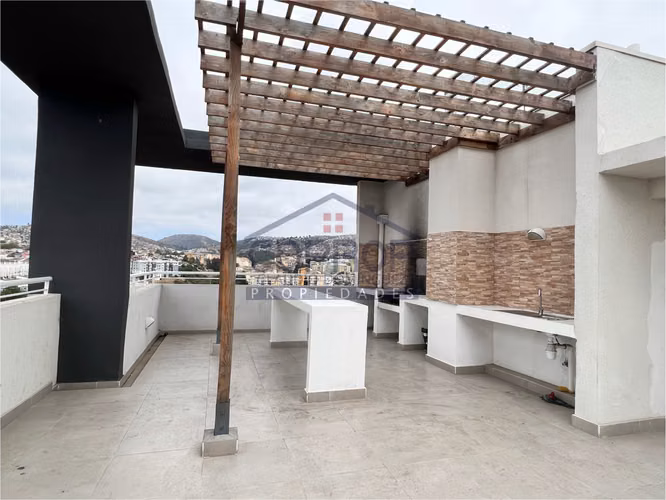 DEPARTAMENTO CASI NUEVO, CONECTIVIDAD Y VISTA EN VIÑA