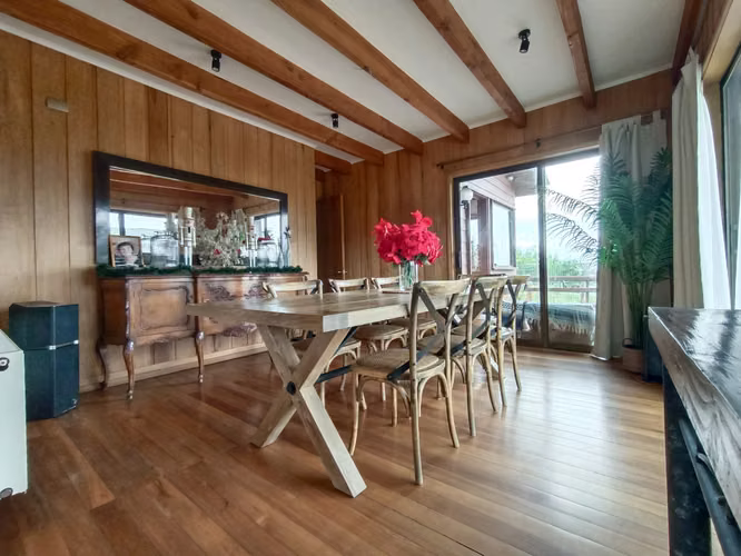 MÁS QUE UNA CASA, UNA VISTA PRIVILEGIADA AL RIO CRUCES