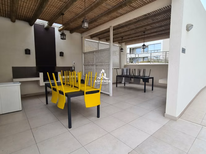 DEPARTAMENTO CON AMPLIO BALCON SEMI AMOBLADO