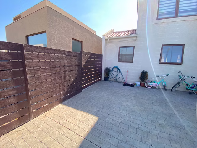 CASA 3D/3B EN LAGUNA DEL SOL CON PISCINA Y AMPLIO PATIO