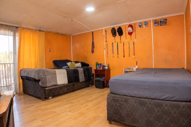 Casa a un 35%  bajo precio en la zona - Imagen 10