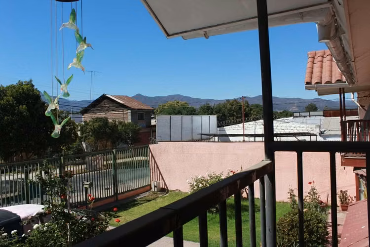 Casa a un 35%  bajo precio en la zona