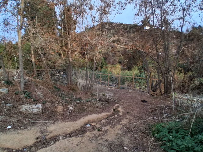 Terreno Habitacional o comercial urbanizado en avenida Granizo