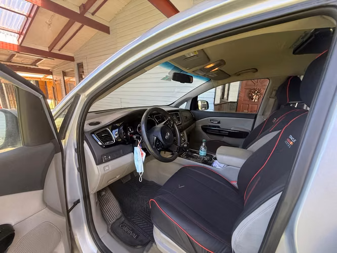 Vendo Kia Grand Carnival 2016