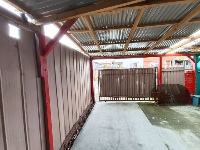 Se Vende Amplia casa en Alerce - Imagen 2