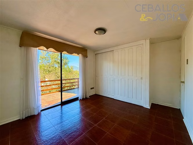 Casa en arriendo de 3 dorm. en Villa Alemana