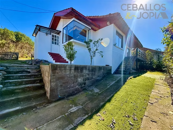 Casa en arriendo de 3 dorm. en Villa Alemana