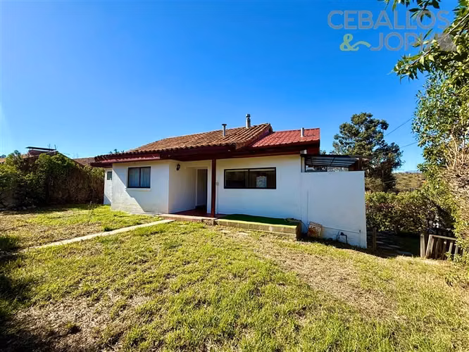 Casa en arriendo de 3 dorm. en Villa Alemana