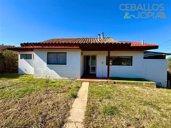 Casa en arriendo de 3 dorm. en Villa Alemana
