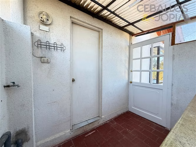 Casa en arriendo de 3 dorm. en Villa Alemana