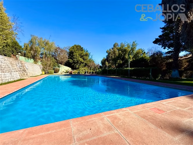 Casa en arriendo de 3 dorm. en Villa Alemana