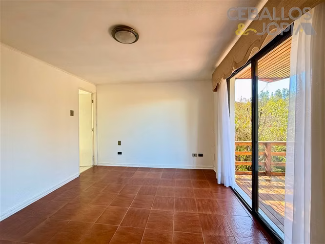 Casa en arriendo de 3 dorm. en Villa Alemana
