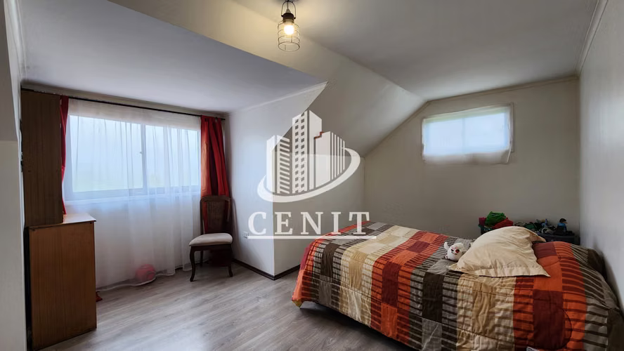 VENTA DE PARCELA CON CASA EN LINARES, 7 MIN DEL CENTRO (APTA PARA HIPOTECARIO)