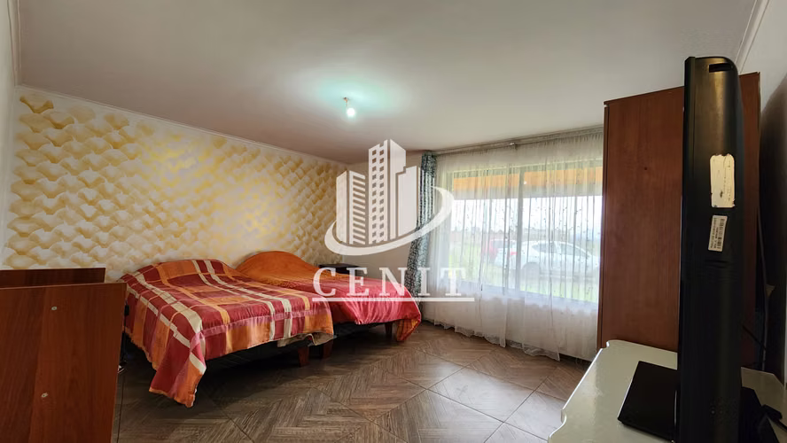 VENTA DE PARCELA CON CASA EN LINARES, 7 MIN DEL CENTRO (APTA PARA HIPOTECARIO)
