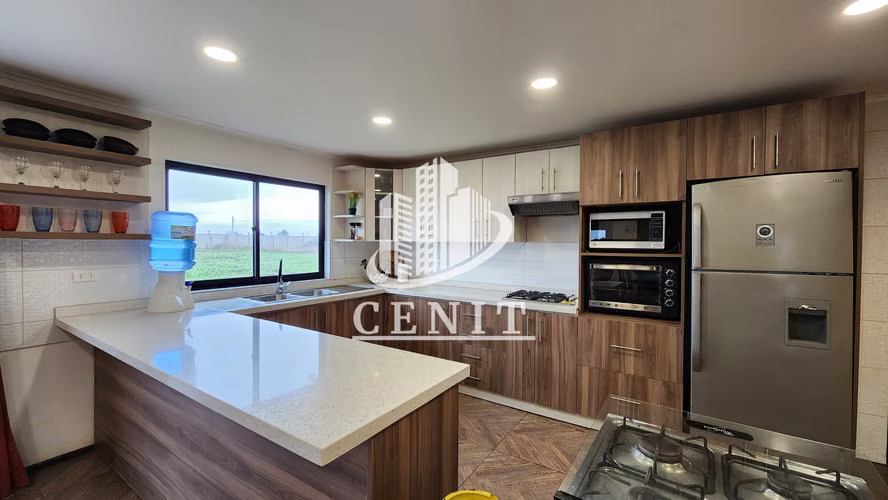 VENTA DE PARCELA CON CASA EN LINARES, 7 MIN DEL CENTRO (APTA PARA HIPOTECARIO)