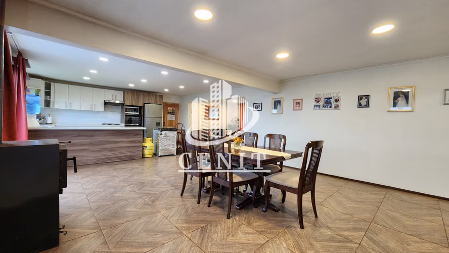 VENTA DE PARCELA CON CASA EN LINARES, 7 MIN DEL CENTRO (APTA PARA HIPOTECARIO)
