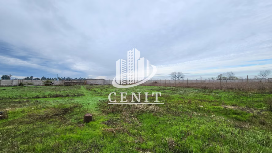 VENTA DE PARCELA CON CASA EN LINARES, 7 MIN DEL CENTRO (APTA PARA HIPOTECARIO)