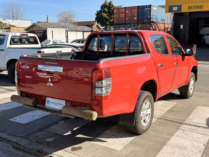 MITSUBISHI L200 2023