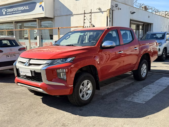 MITSUBISHI L200 2023