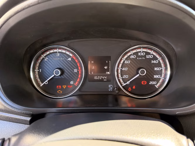 MITSUBISHI L200 2023