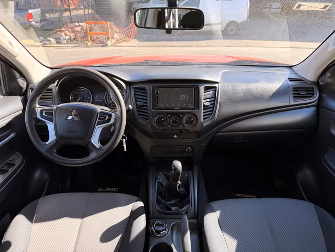 MITSUBISHI L200 2023