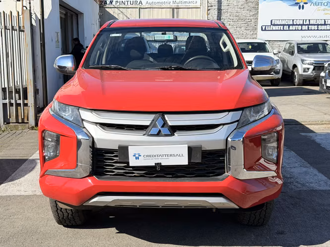 MITSUBISHI L200 2023