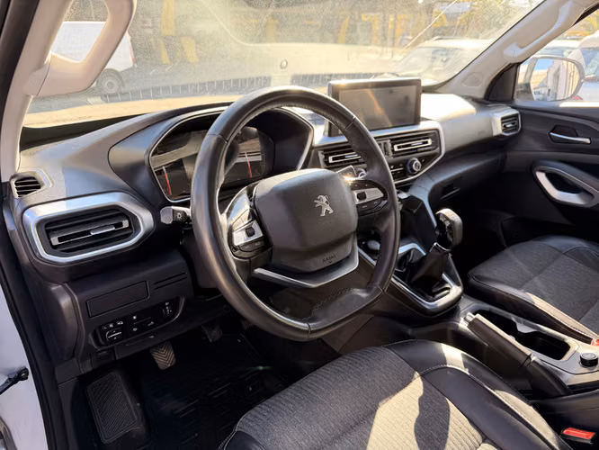 PEUGEOT LANDTREK 2023