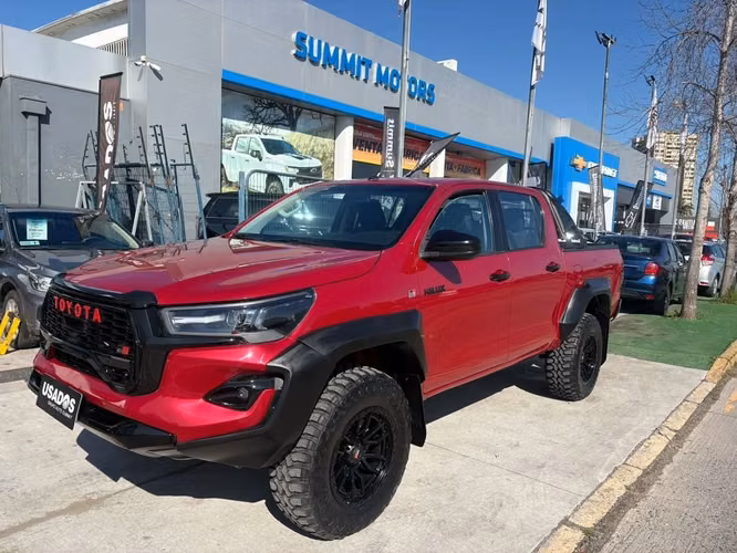 TOYOTA HILUX 2022