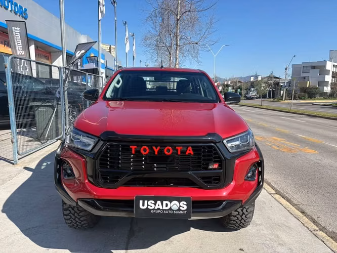TOYOTA HILUX 2022