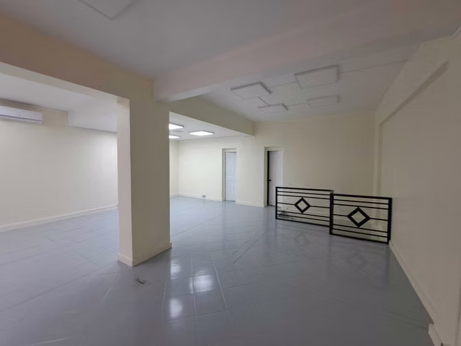 Arriendo local pleno centro Puerto Montt (26520)