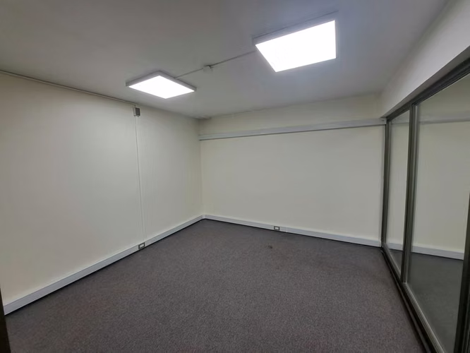 Arriendo local pleno centro Puerto Montt (26520)