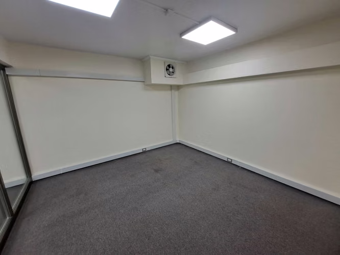 Arriendo local pleno centro Puerto Montt (26520)