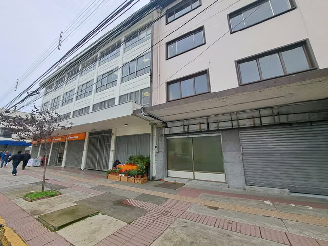 Arriendo local pleno centro Puerto Montt (26520)