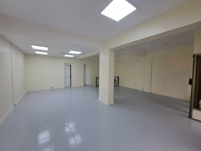 Arriendo local pleno centro Puerto Montt (26520)