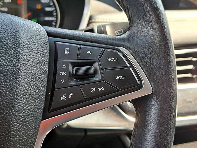 JAC JS8 2024 - Imagen 18