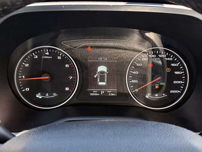 JAC JS8 2024 - Imagen 11