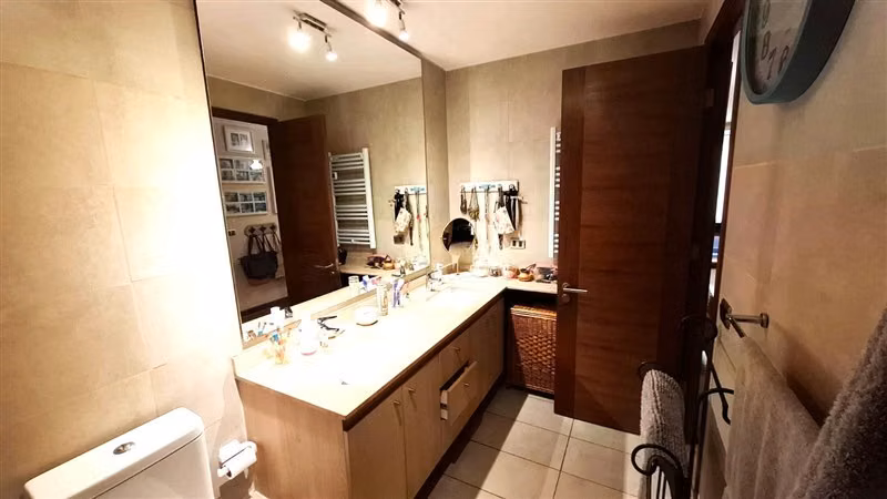 Departamento en venta de 3 dorm. en Vitacura