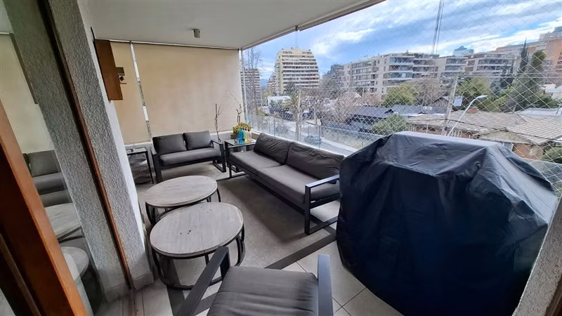 Departamento en venta de 3 dorm. en Vitacura