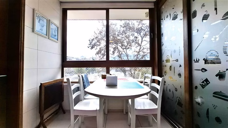 Departamento en venta de 3 dorm. en Vitacura