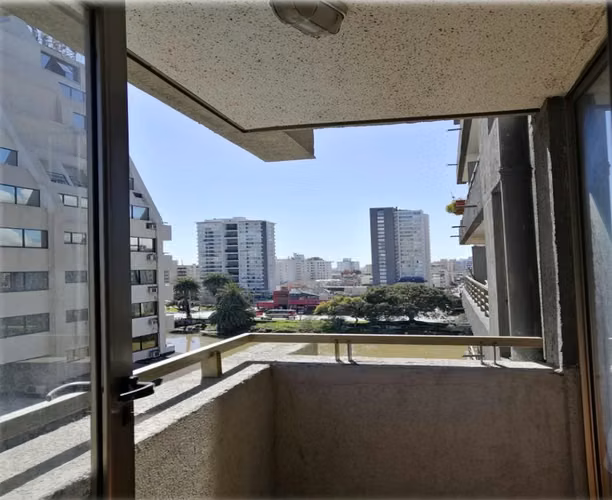 Departamento Con Excelente Ubicación, En El Centro De Viña - Imagen 5