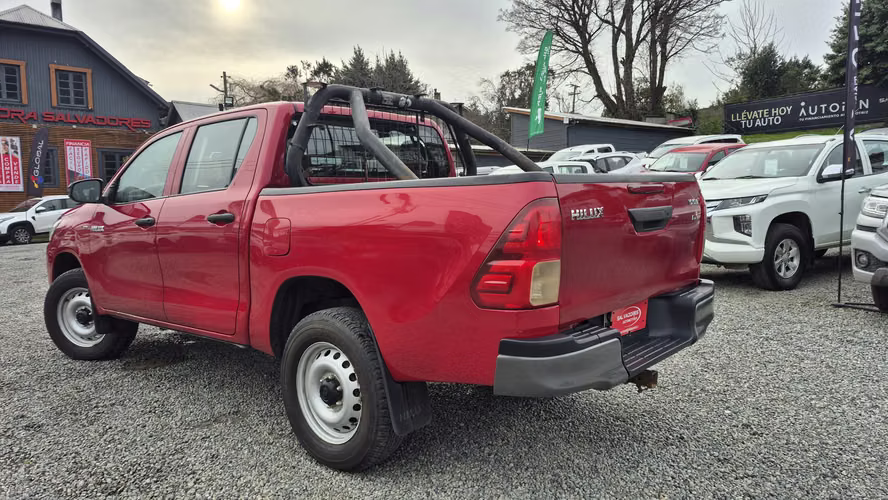 TOYOTA HILUX DX 2022 - Imagen 3