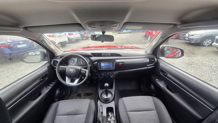 TOYOTA HILUX DX 2022 - Imagen 15