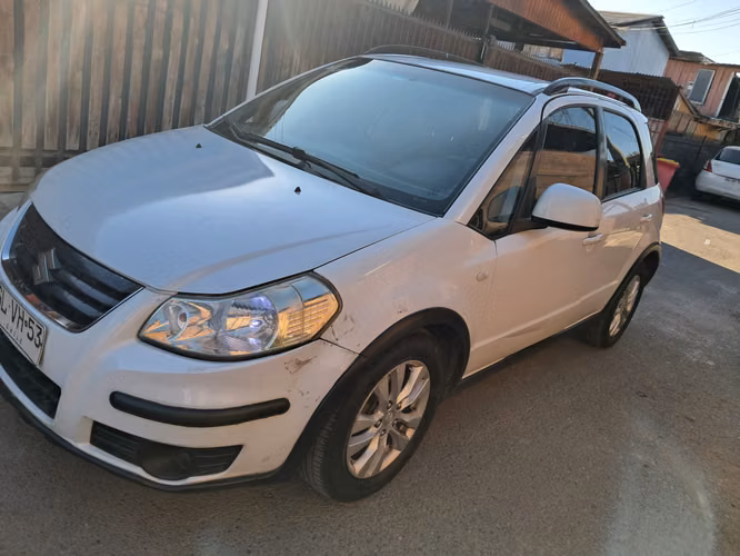 VENDO Suzuki Sx4 - año 2014 - motor 1.6 CROSSOVER 4WD VVT MT 5P.