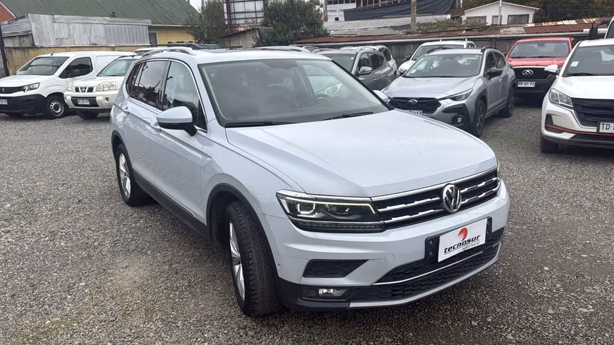 VOLKSWAGEN TIGUAN TSI 2.0 AUT