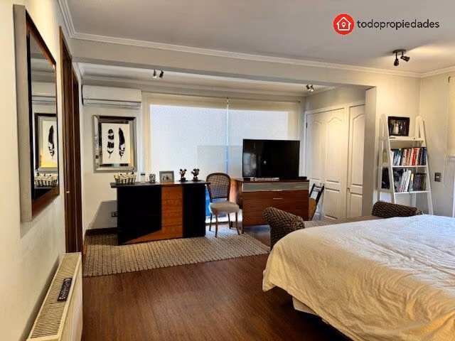 Exclusiva Casa Remodelada en  Condominio Chamisero