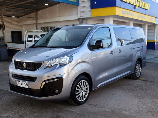 PEUGEOT TRAVELLER 2022